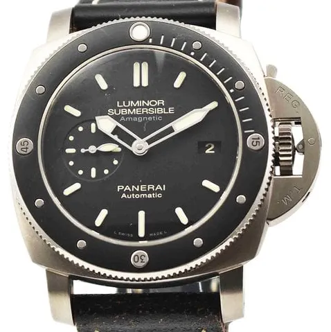 Panerai Submersible PAM 00389 47mm Titanium