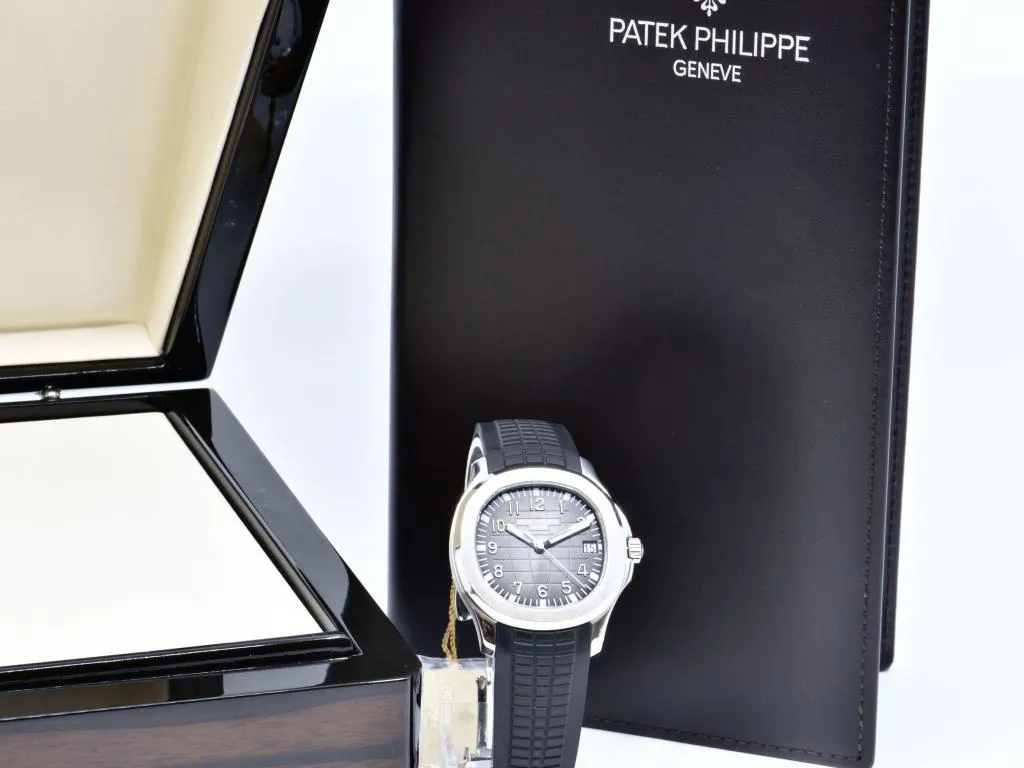 Patek Philippe Aquanaut 5167/1A-001 40mm Stainless steel Black 3