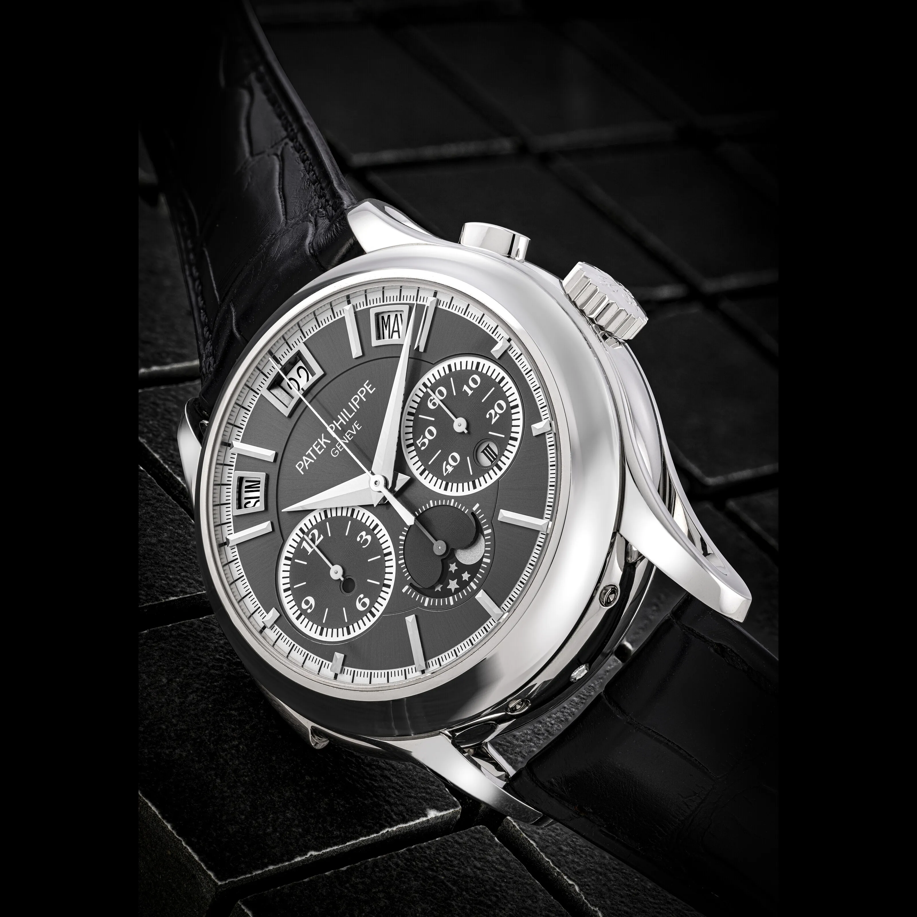 Patek Philippe Minute Repeater Perpetual Calendar Chronograph 5208R 42mm Platinum Gray