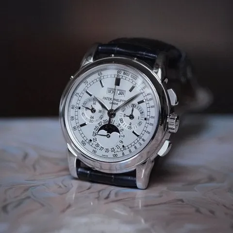 Patek Philippe Perpetual Calendar Chronograph 5970G-001 40mm White gold Silver