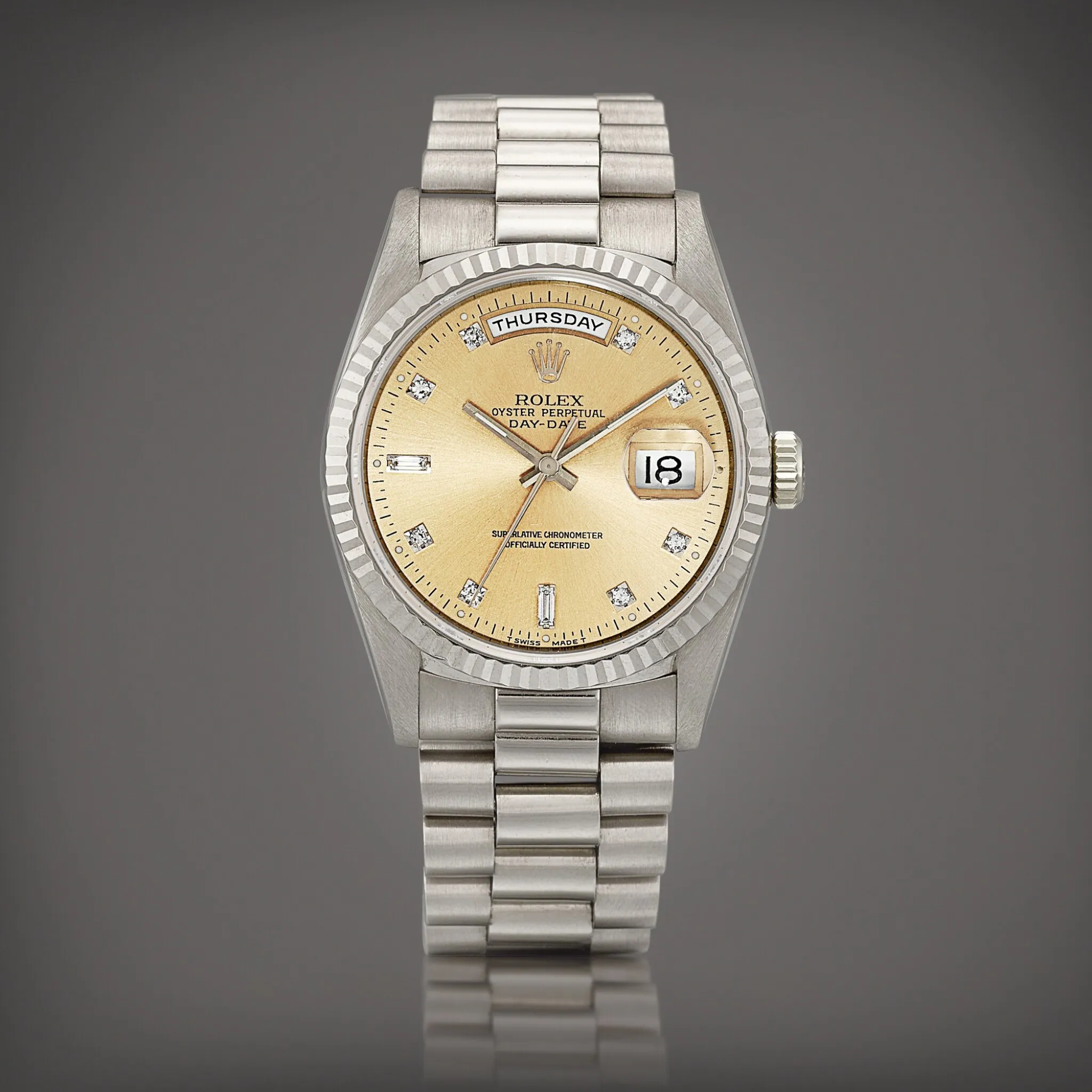 Rolex Day-Date 36 18239 36mm White gold Salmon