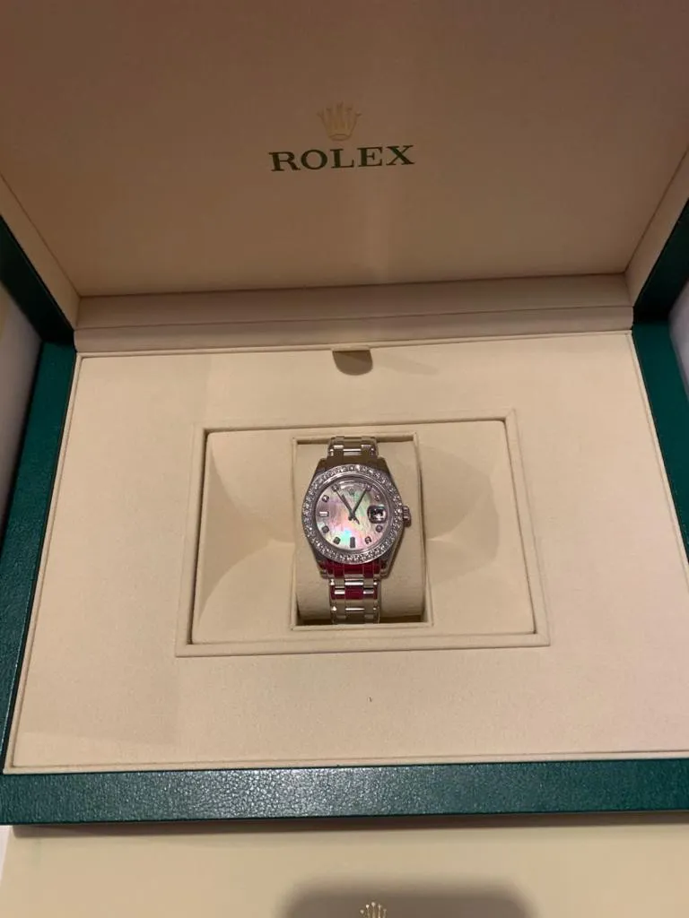 Rolex Day-Date 18946 39mm Platinum Mother-of-pearl 3