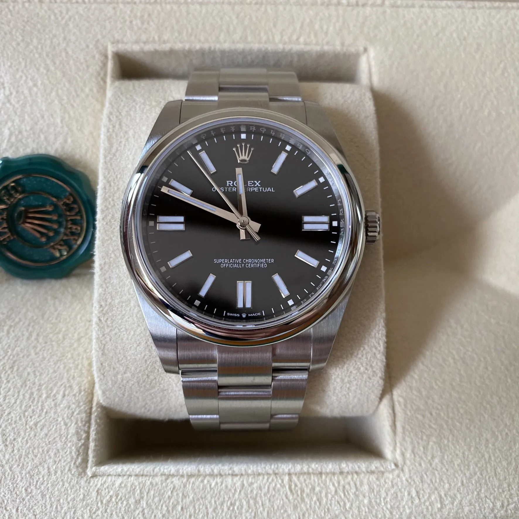 Rolex Oyster Perpetual 41 124300 41mm Stainless steel Black 4