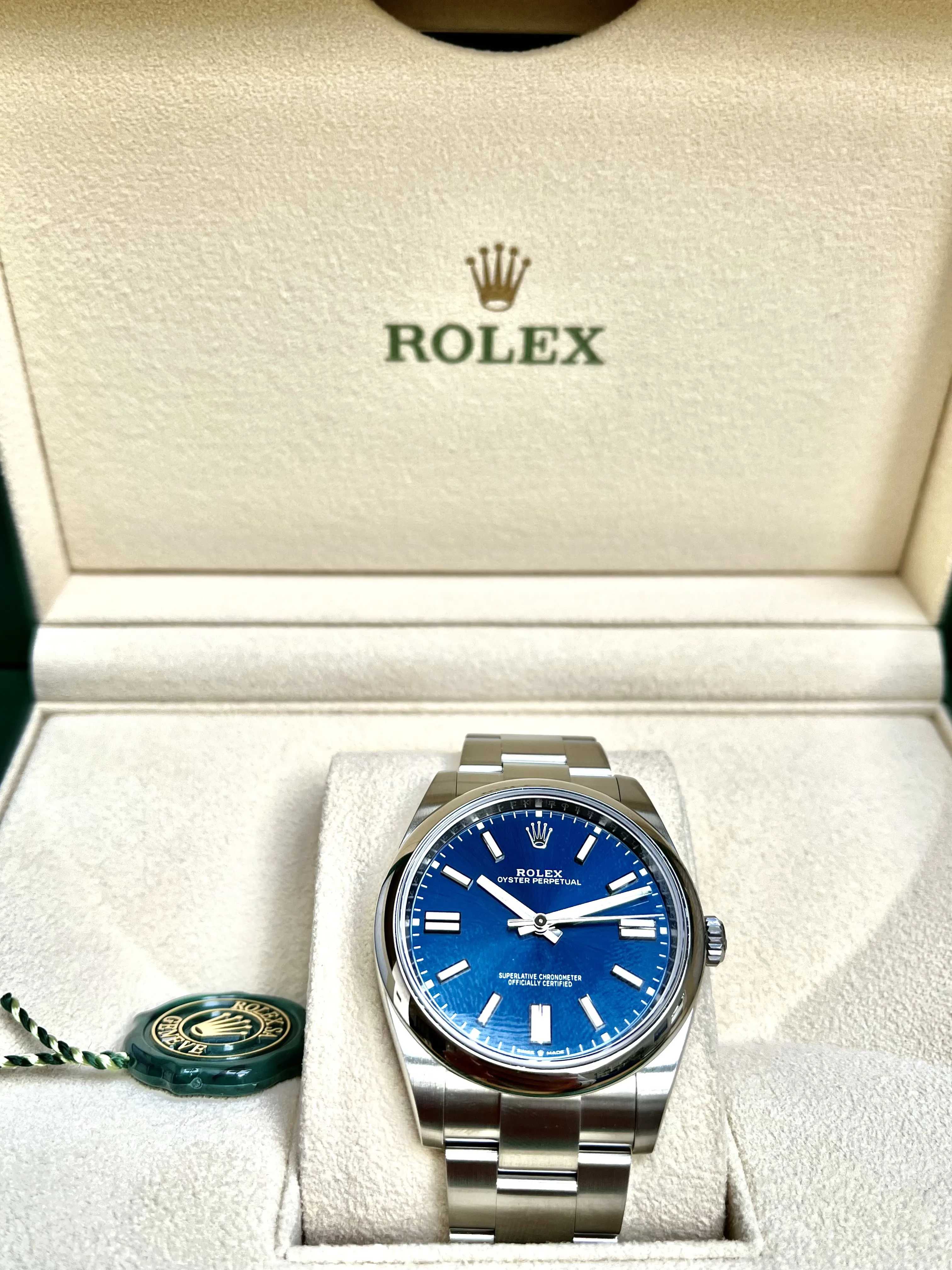 Rolex Oyster Perpetual 41 124300 41mm Stainless steel Blue 1