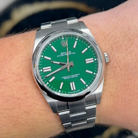 Rolex Oyster Perpetual 41 124300 41mm Stainless steel Green