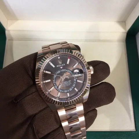 Rolex Sky-Dweller 326935 42mm Rose gold Brown