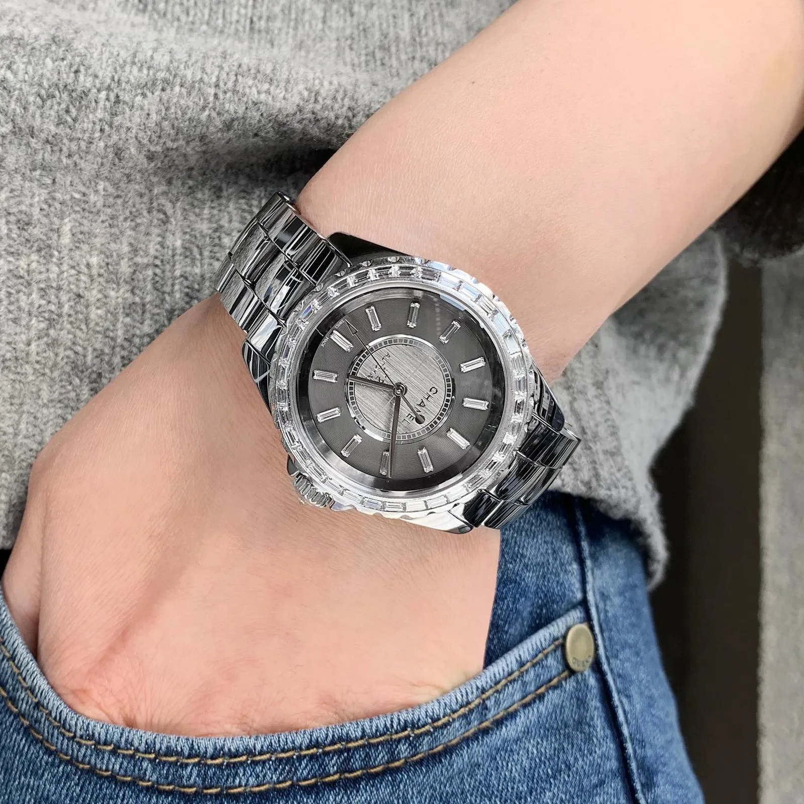 Chanel J12 J12 39mm Ceramic Gray 2