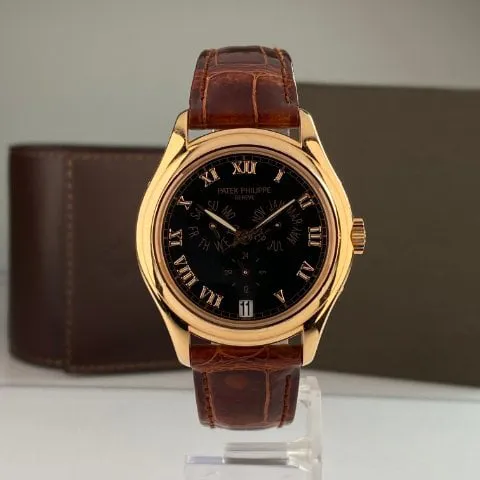 Patek Philippe Annual Calendar 5035R 37mm Rose gold Black