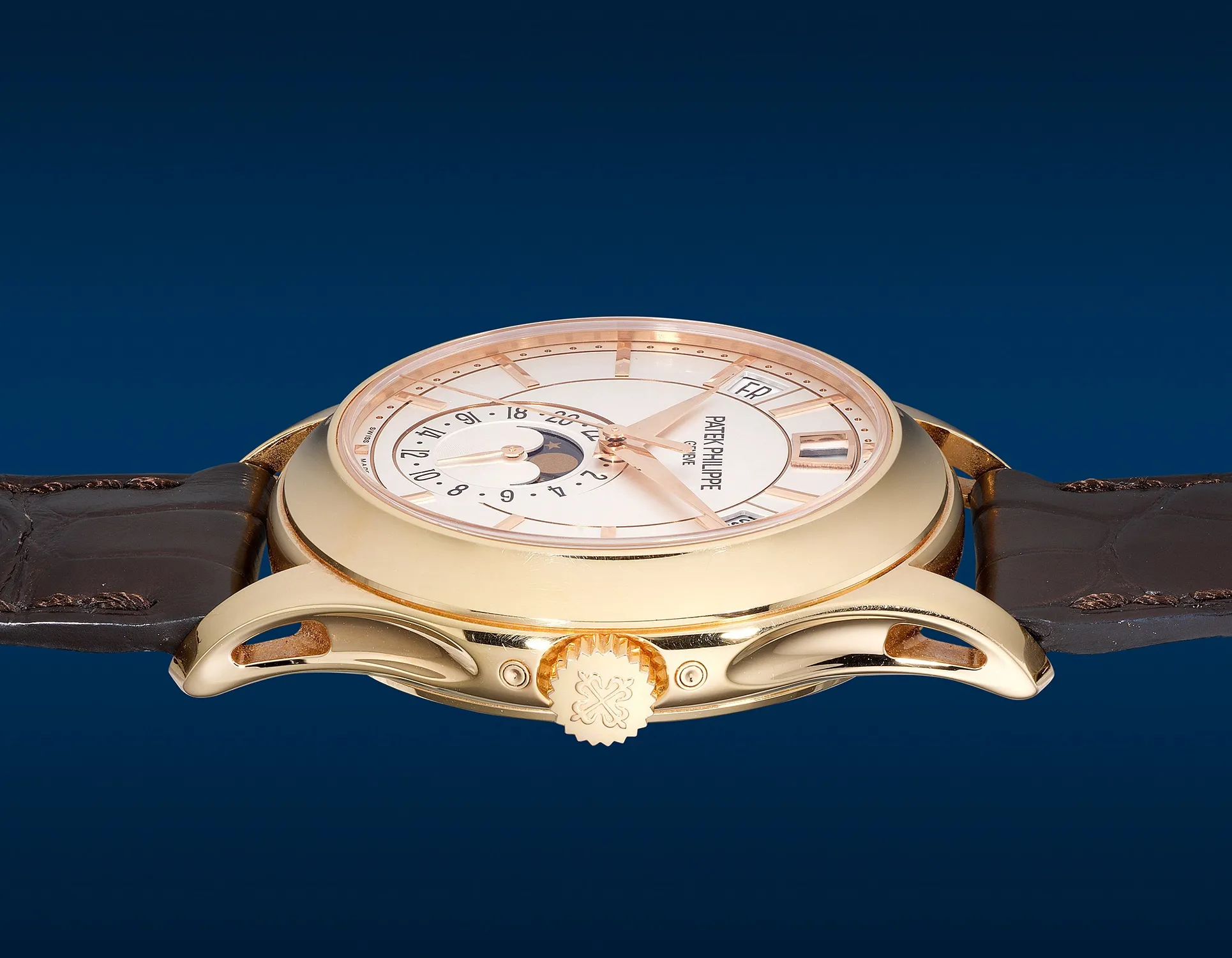 Patek Philippe Annual Calendar 5205R-001 40mm Rose gold White 3