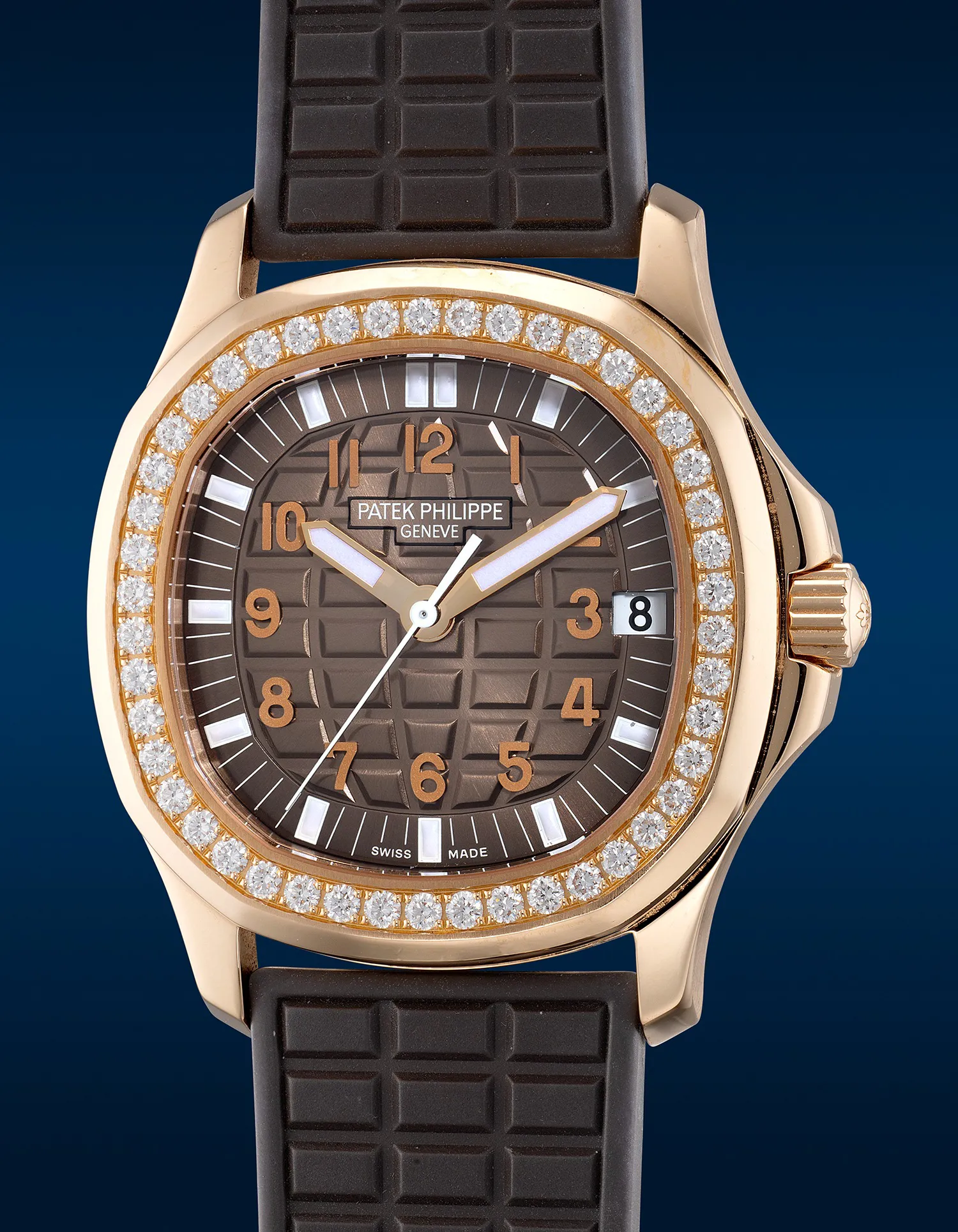 Patek Philippe Aquanaut 5068R-001 35.5mm Rose gold Brown