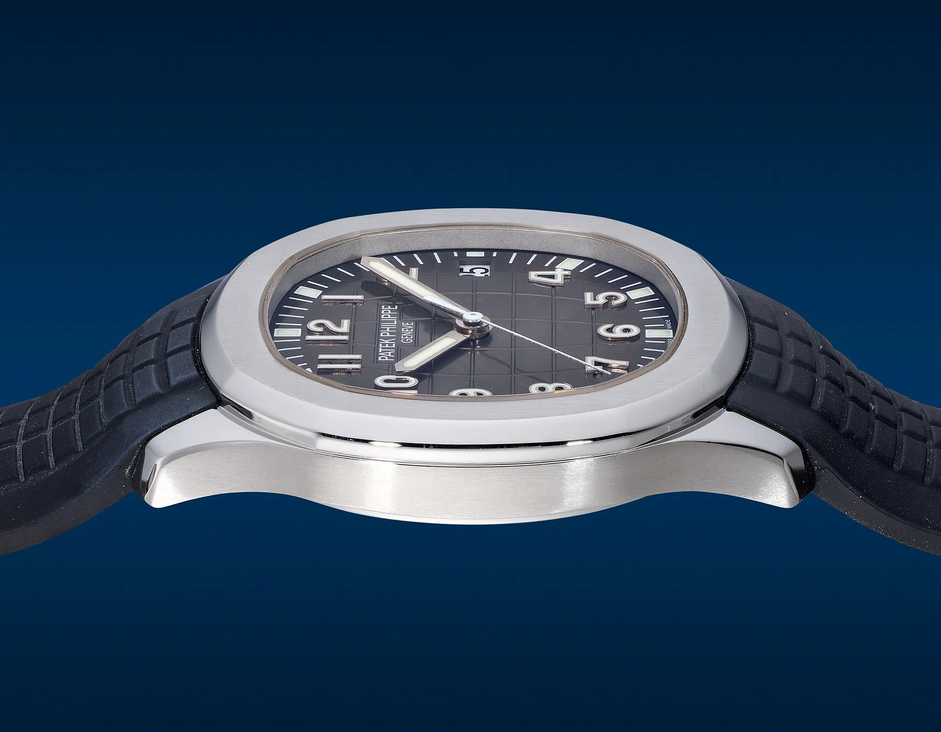 Patek Philippe Aquanaut 5167/1A-001 40mm Stainless steel Gray 4