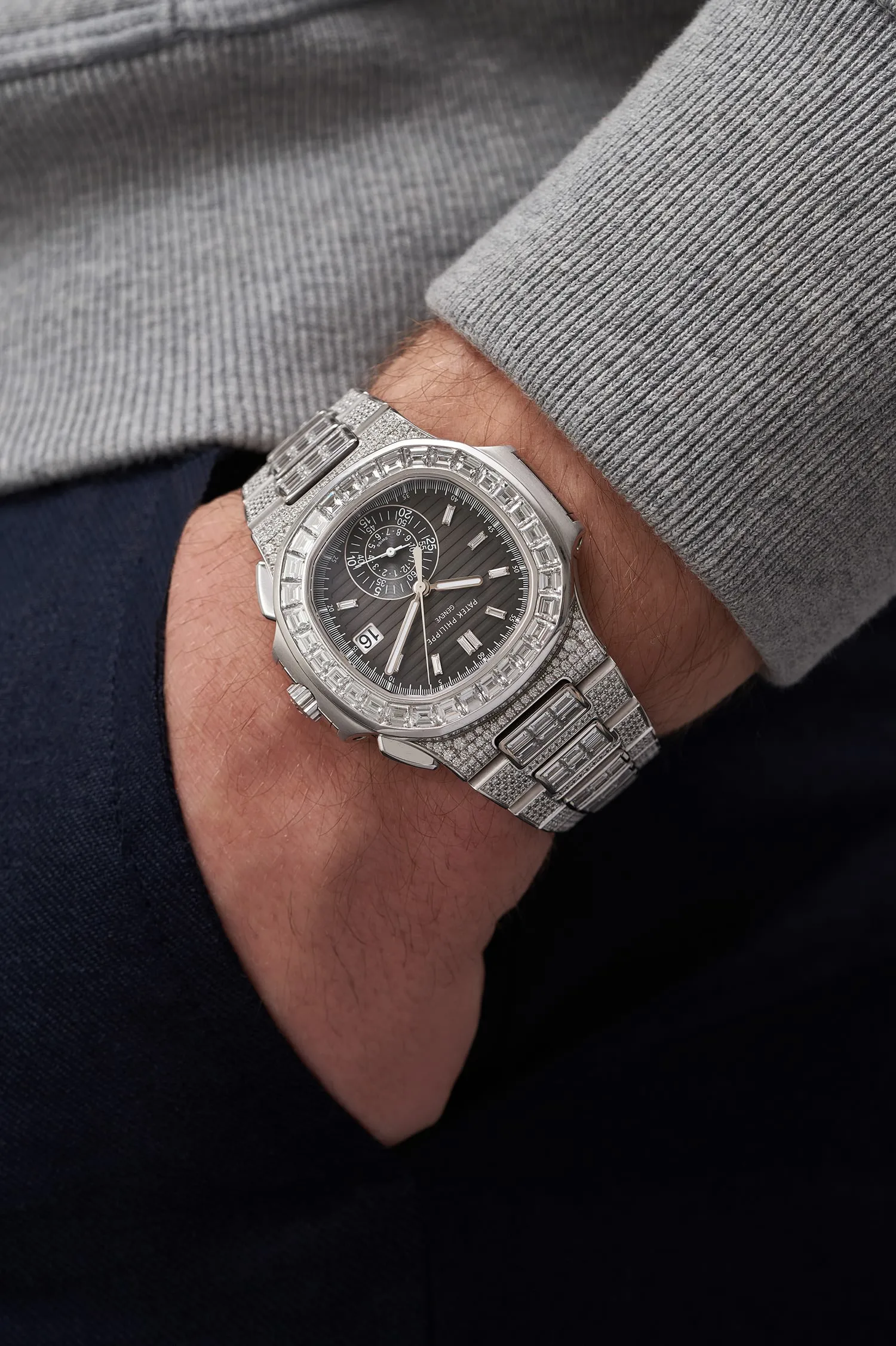 Patek Philippe Nautilus 5980/1400G 40.5mm White gold Black 5