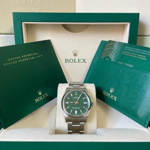 Rolex Oyster Perpetual 36 126000 36mm Stainless steel Green