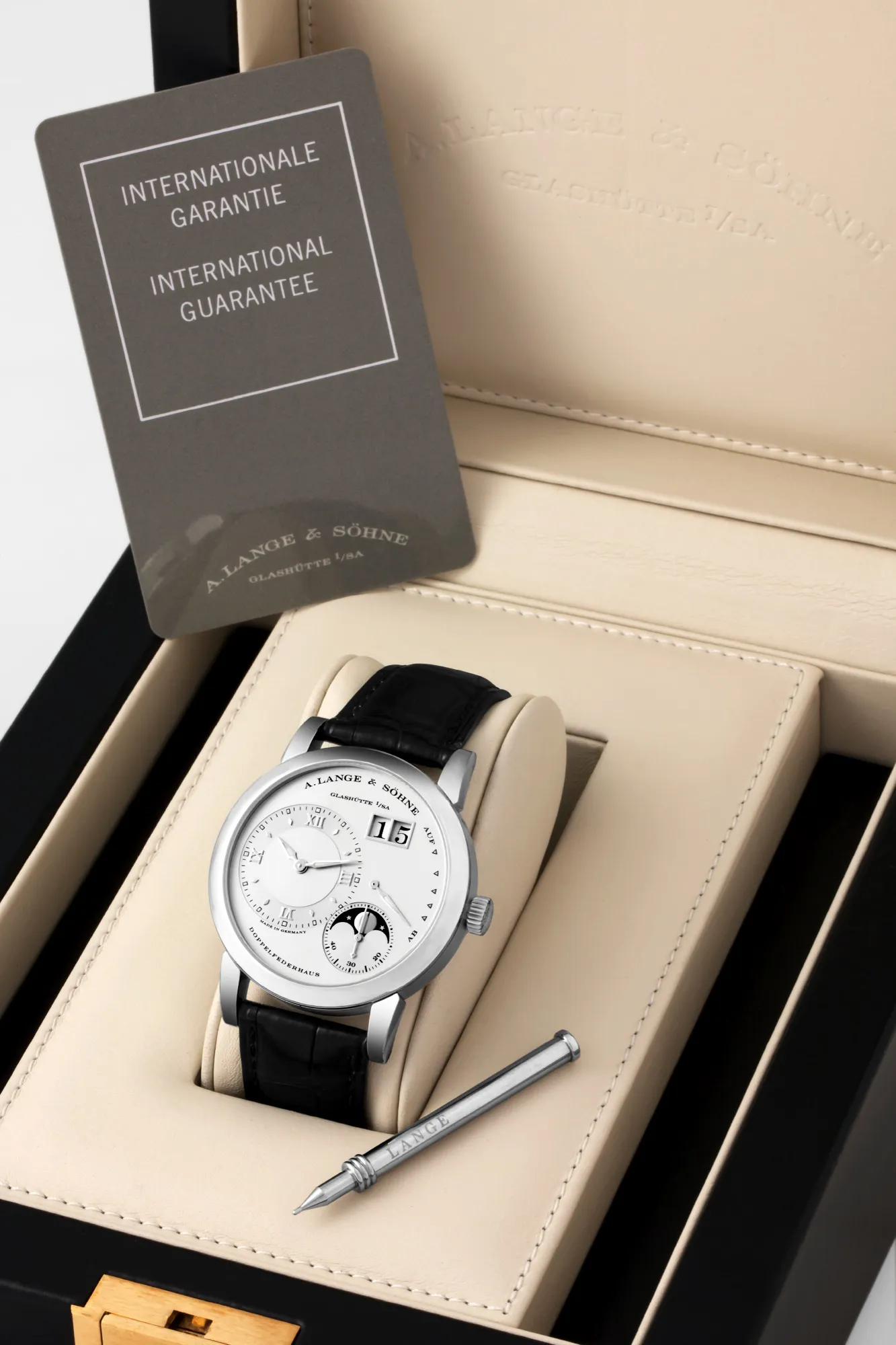 A. Lange & Söhne Lange 1 109.025 38mm Platinum Silver