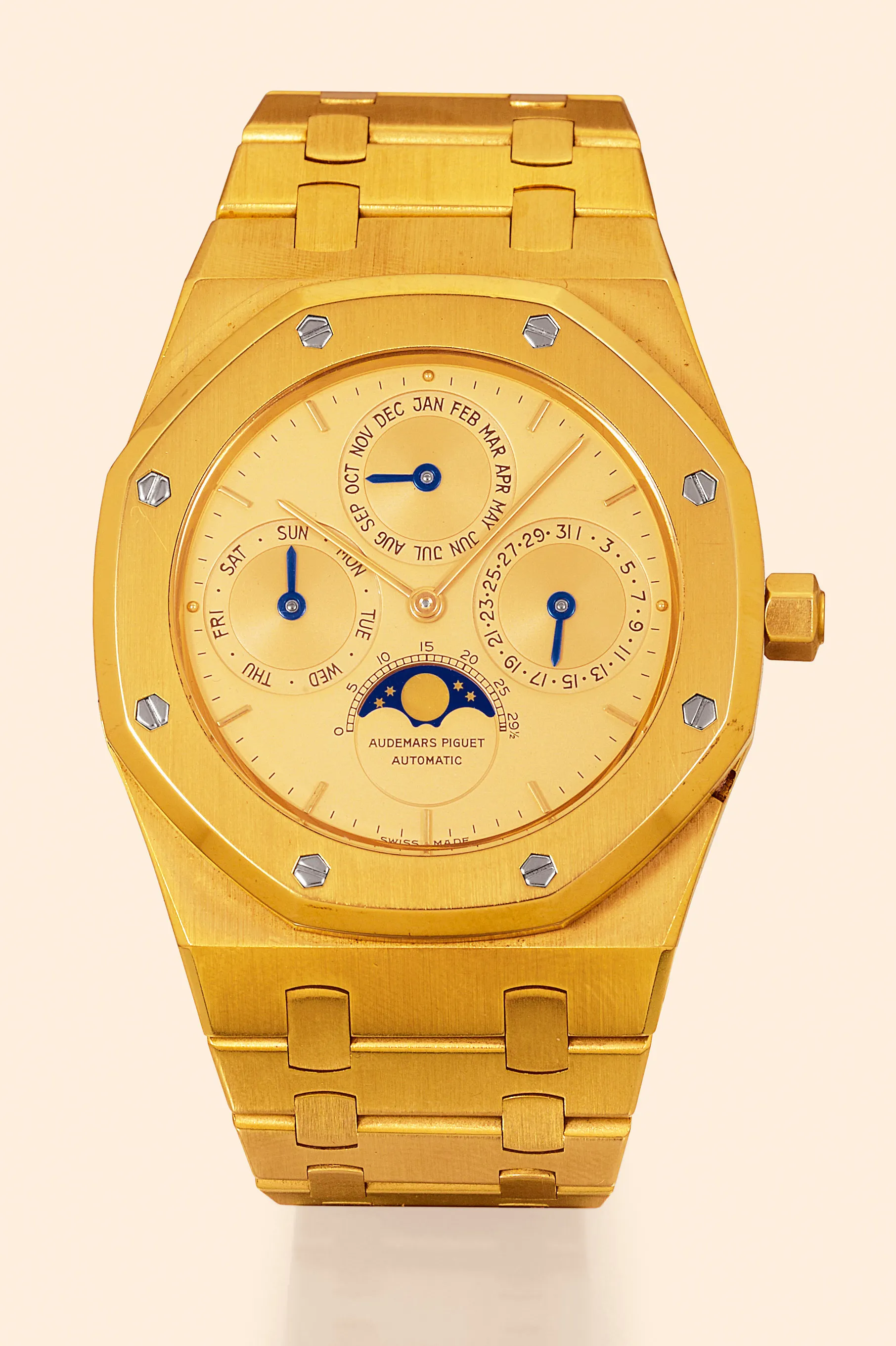 Audemars Piguet Royal Oak 39mm Yellow gold Champagne