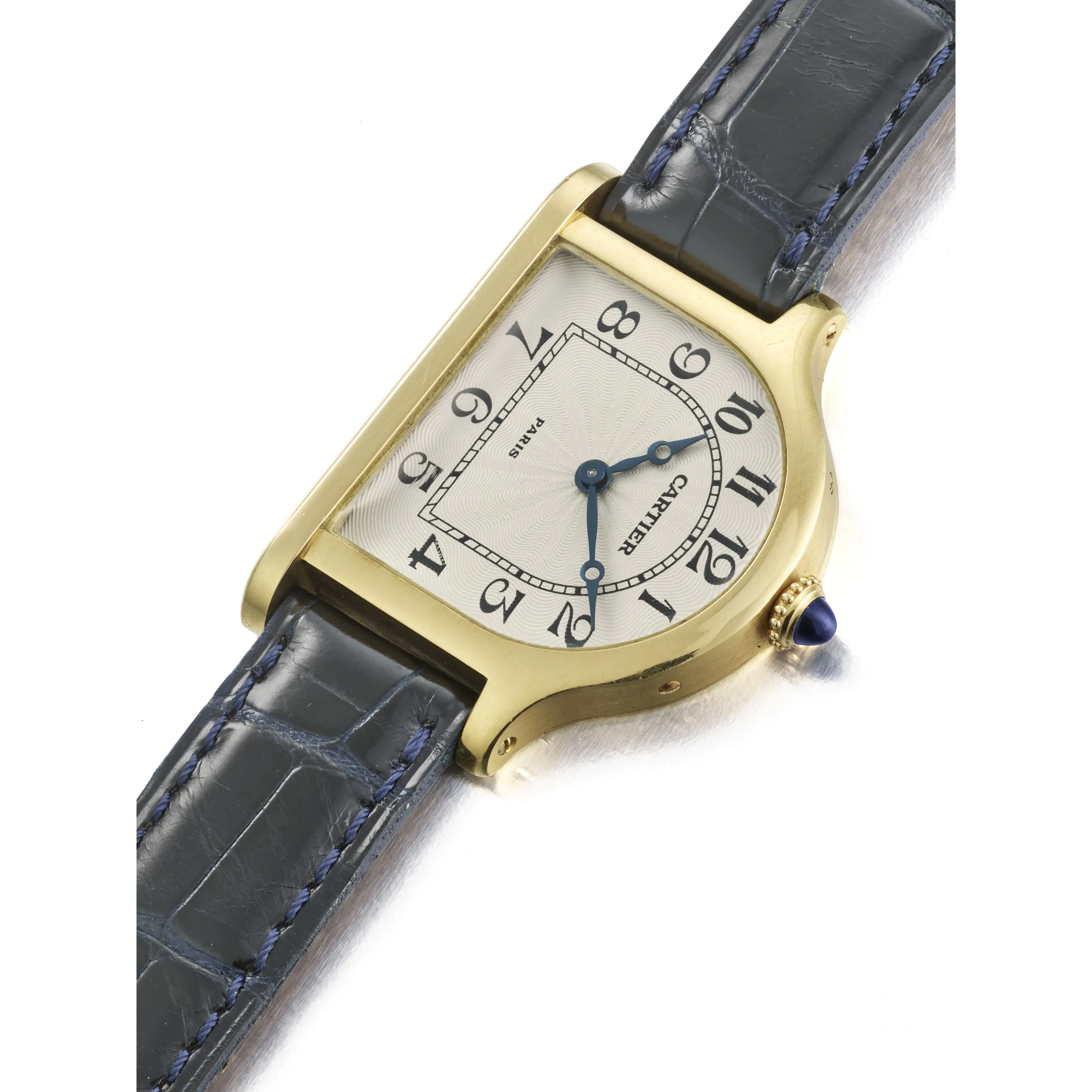 Cartier Cloche 8152 33mm Yellow gold Silvered 1