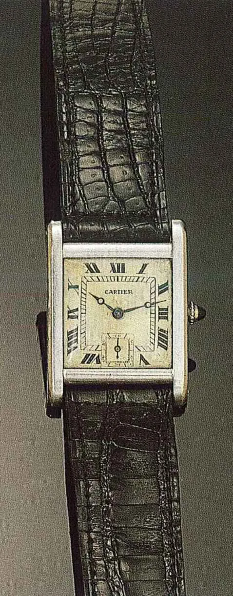 Cartier Tank 25mm Yellow gold Silver