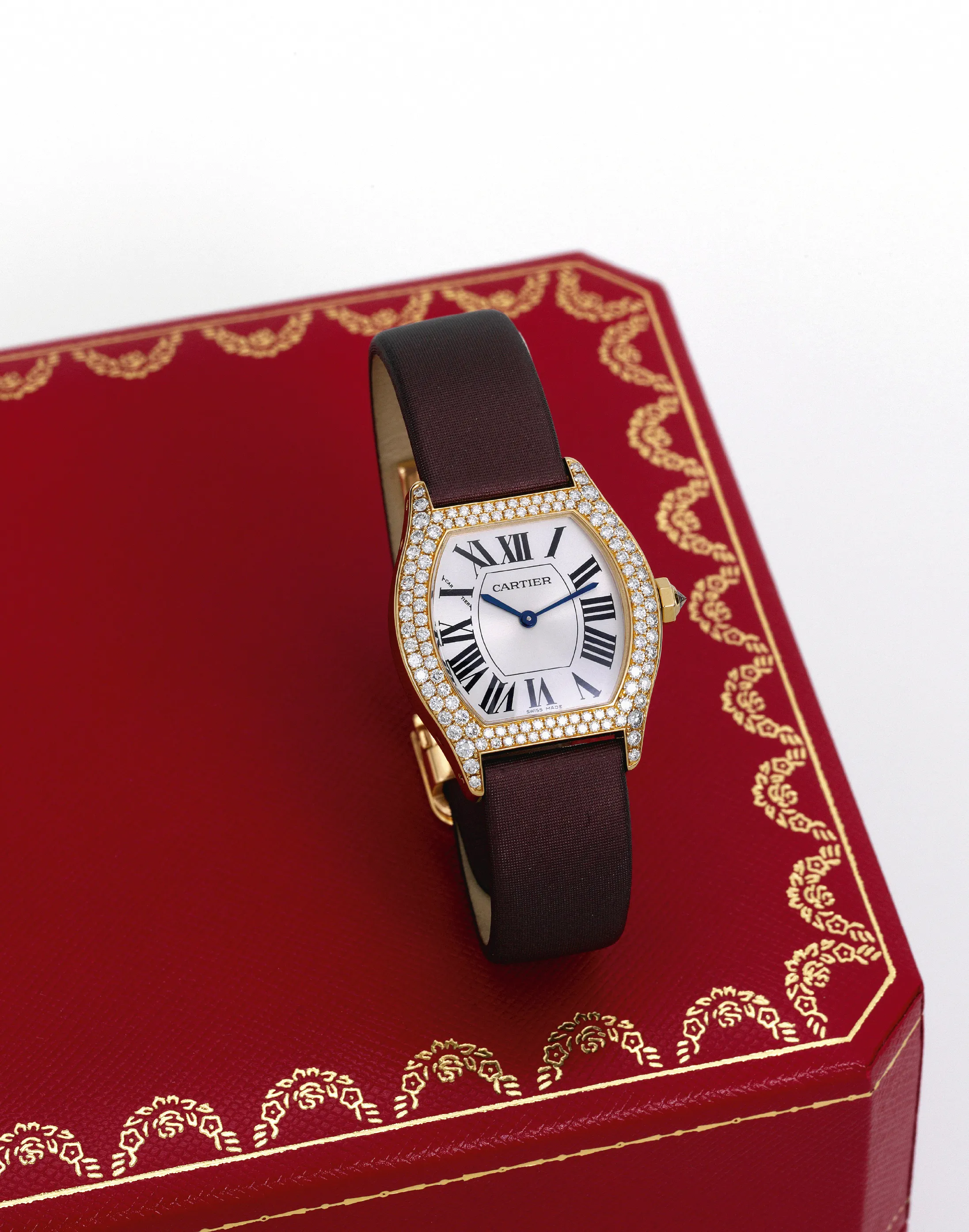 Cartier 2643 28mm Yellow gold Silver