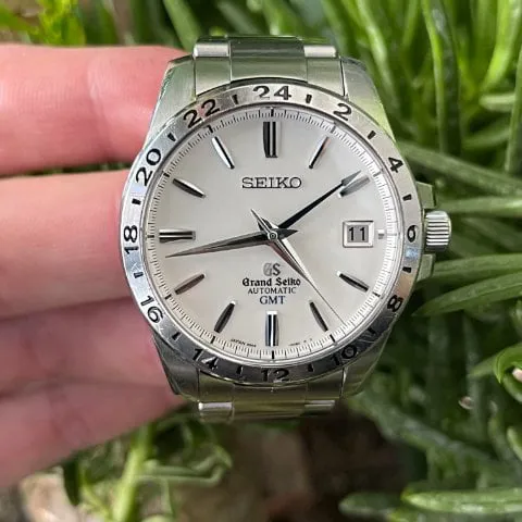 Grand Seiko SBGM025 394mm Stainless steel White