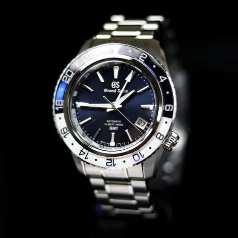 Grand Seiko Sport Collection 44mm stainless