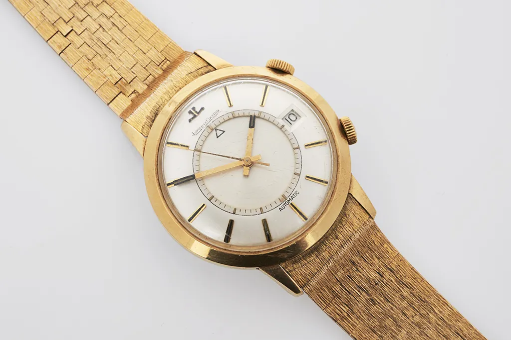 Jaeger-LeCoultre Memovox 37mm Yellow gold and stainless steel Silver