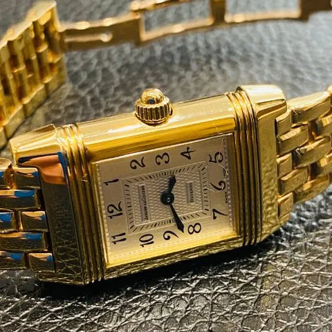 Jaeger-LeCoultre Reverso 266.1.44 21mm Yellow gold Mother-of-pearl