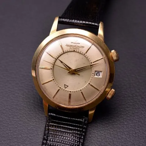 Jaeger-LeCoultre Memovox 37mm Yellow gold White