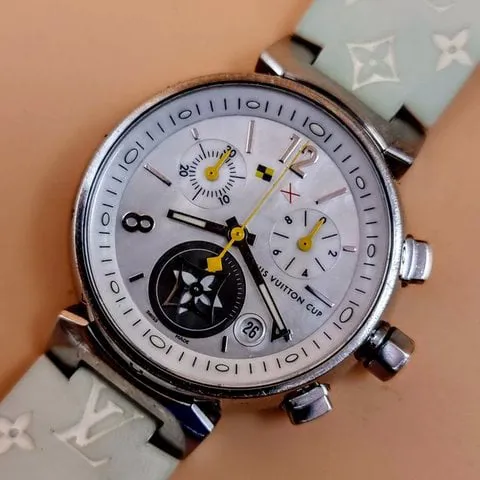 Louis Vuitton Q132C 34mm Stainless steel Mother of pearl