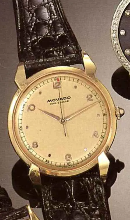 Movado 34mm Yellow gold Champagne