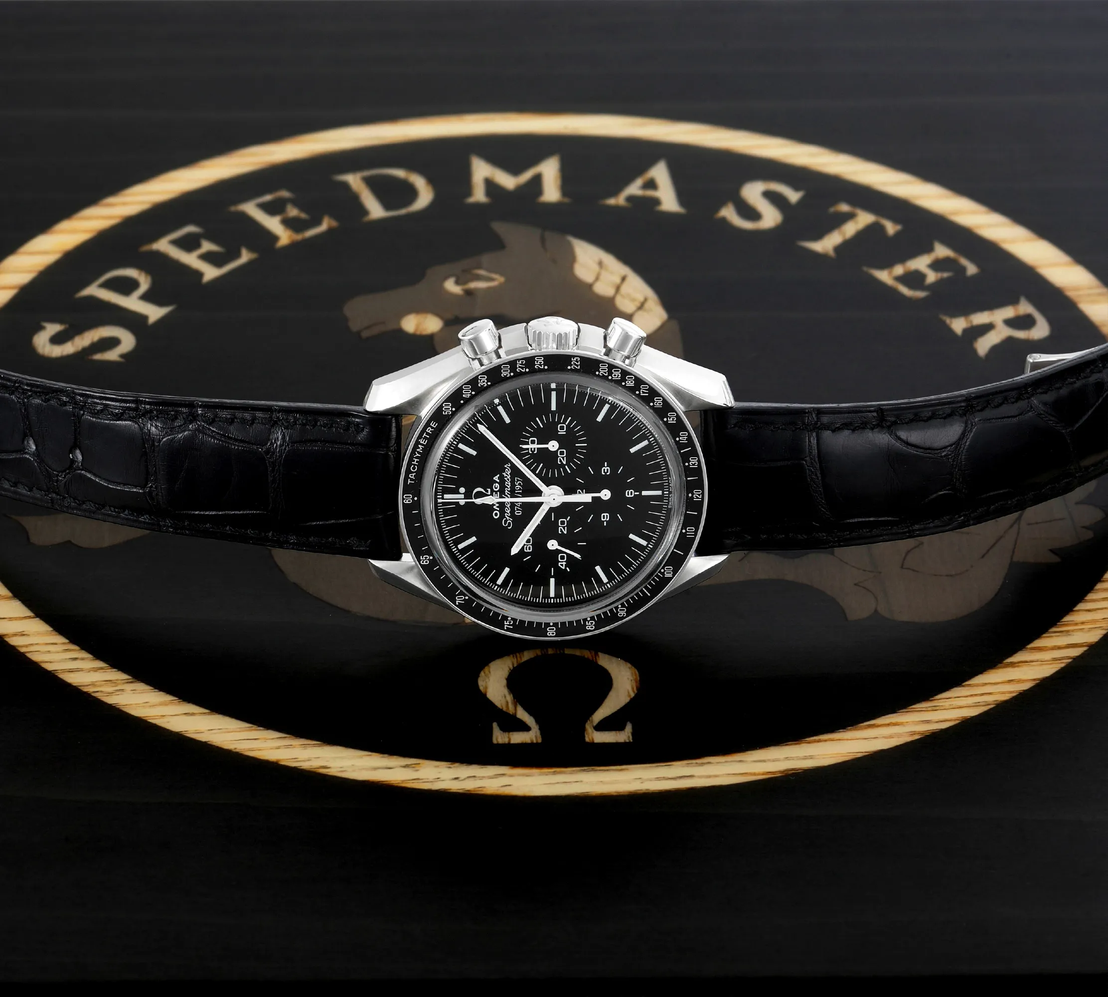 Omega Speedmaster Moonwatch 311.33.42.50.01.001 42mm Stainless steel Black