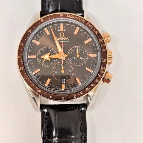 Omega Speedmaster Broad Arrow 321.90.42.50.13.001 42mm Yellow gold and Stainless steel Brown