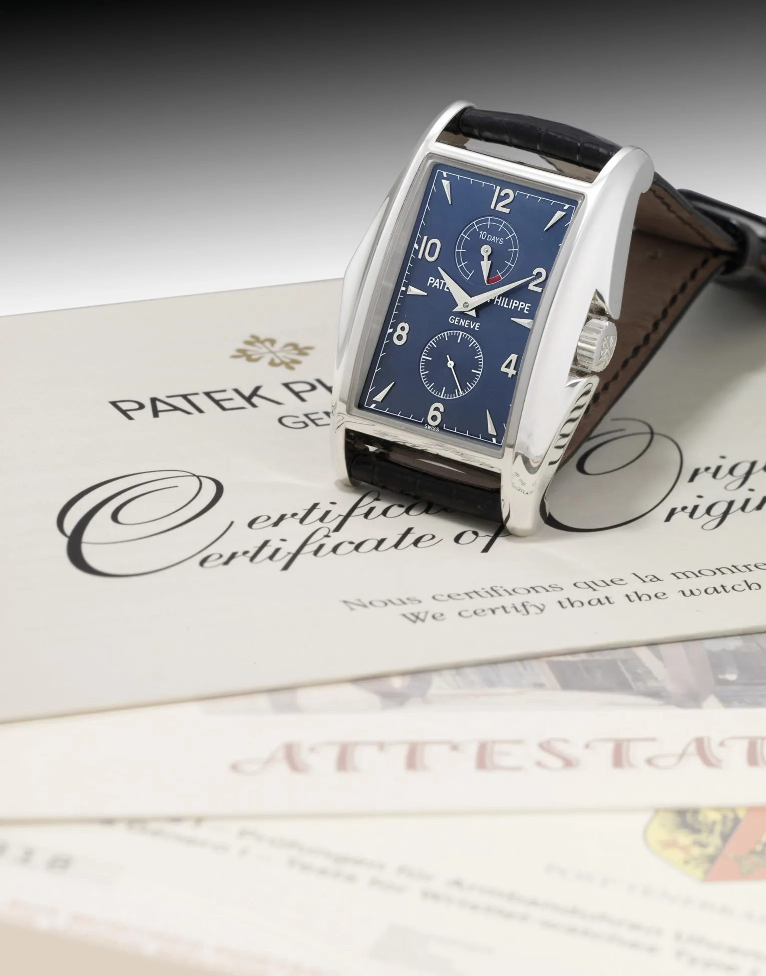 Patek Philippe Gondolo 5100G 34mm White gold Blue