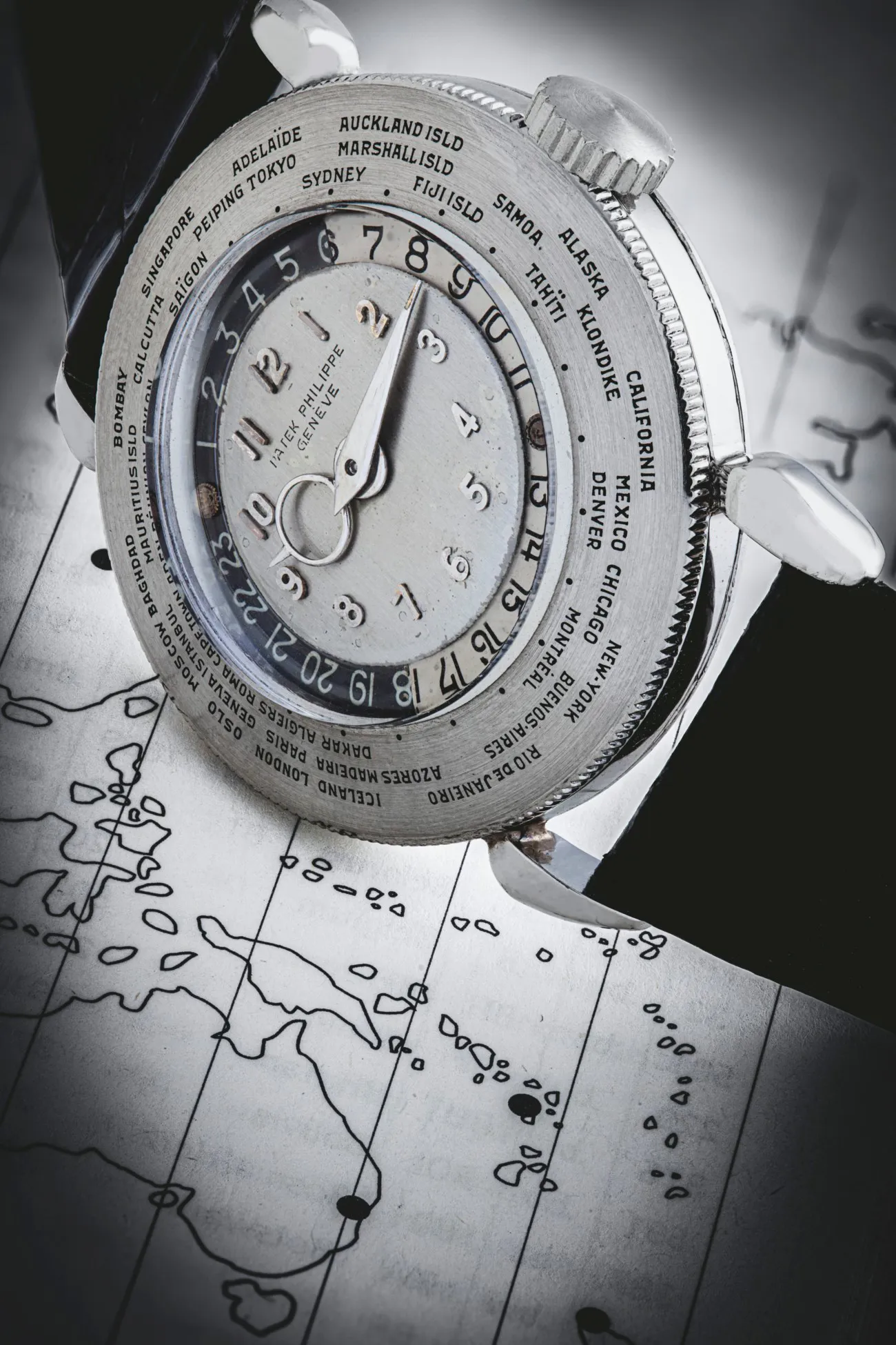 Patek Philippe 1415 HU 31mm Platinum Silver