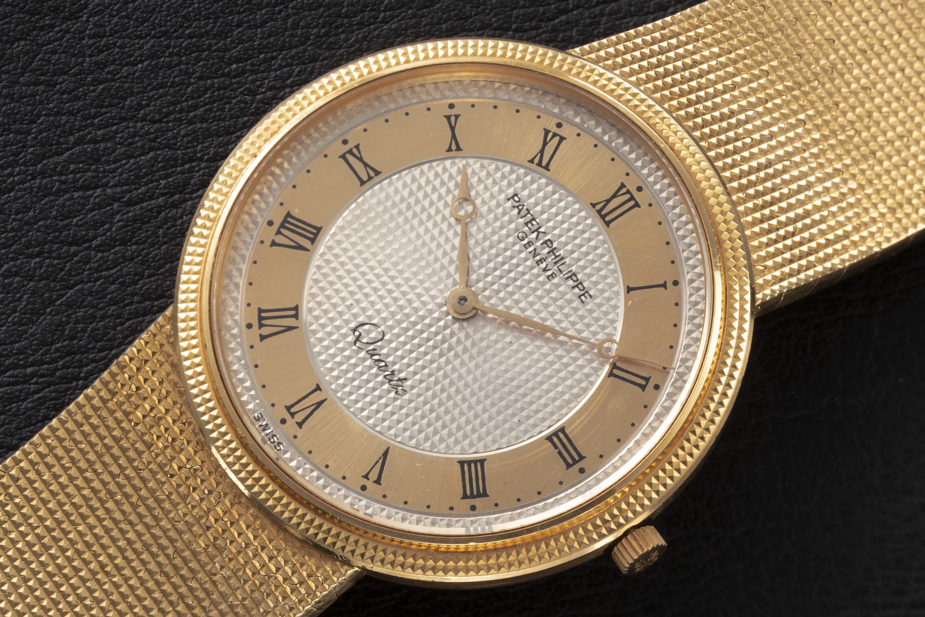 Patek Philippe 3744/1 33.5mm Yellow gold Silver