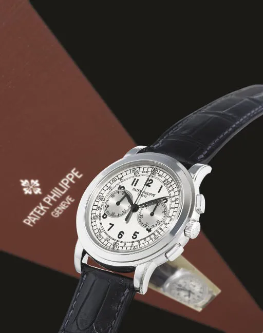 Patek Philippe 5070 G 42mm White gold Silver