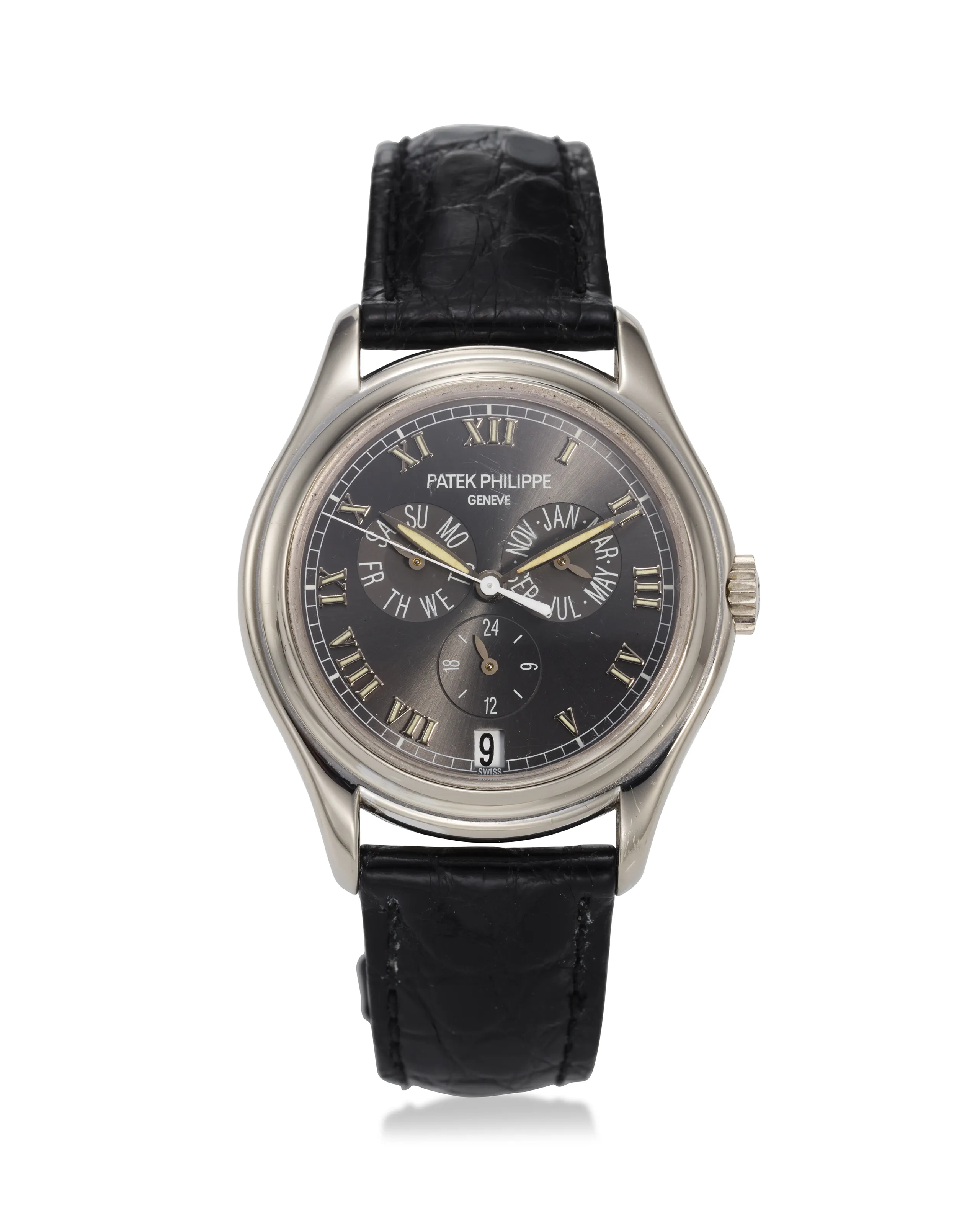 Patek Philippe Annual Calendar 5035 37mm White gold Gray