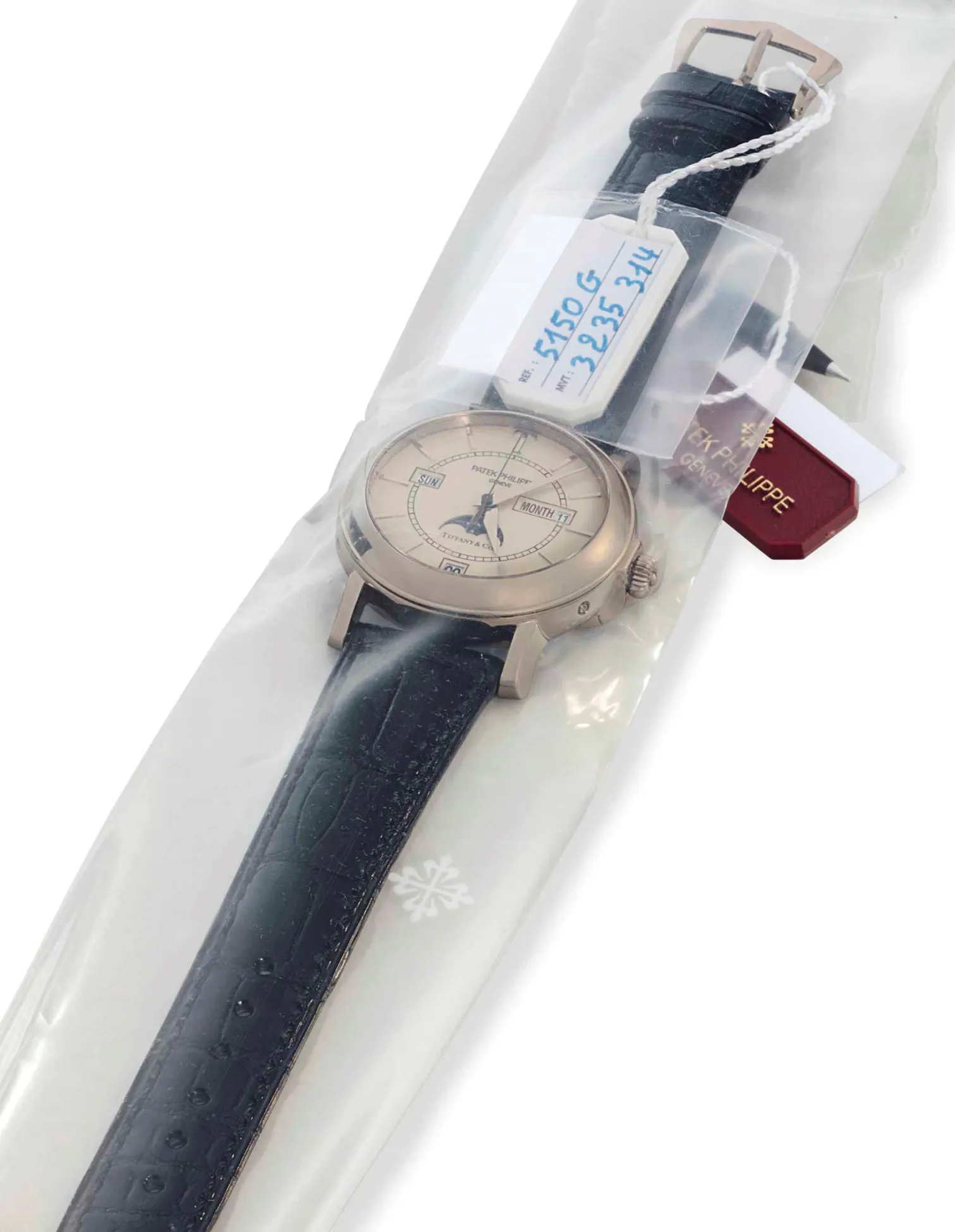 Patek Philippe Annual Calendar 5150G 36mm White gold White