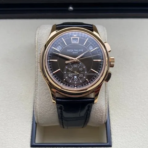 Patek Philippe Annual Calendar Chronograph 5905R-001 42mm Rose gold Brown