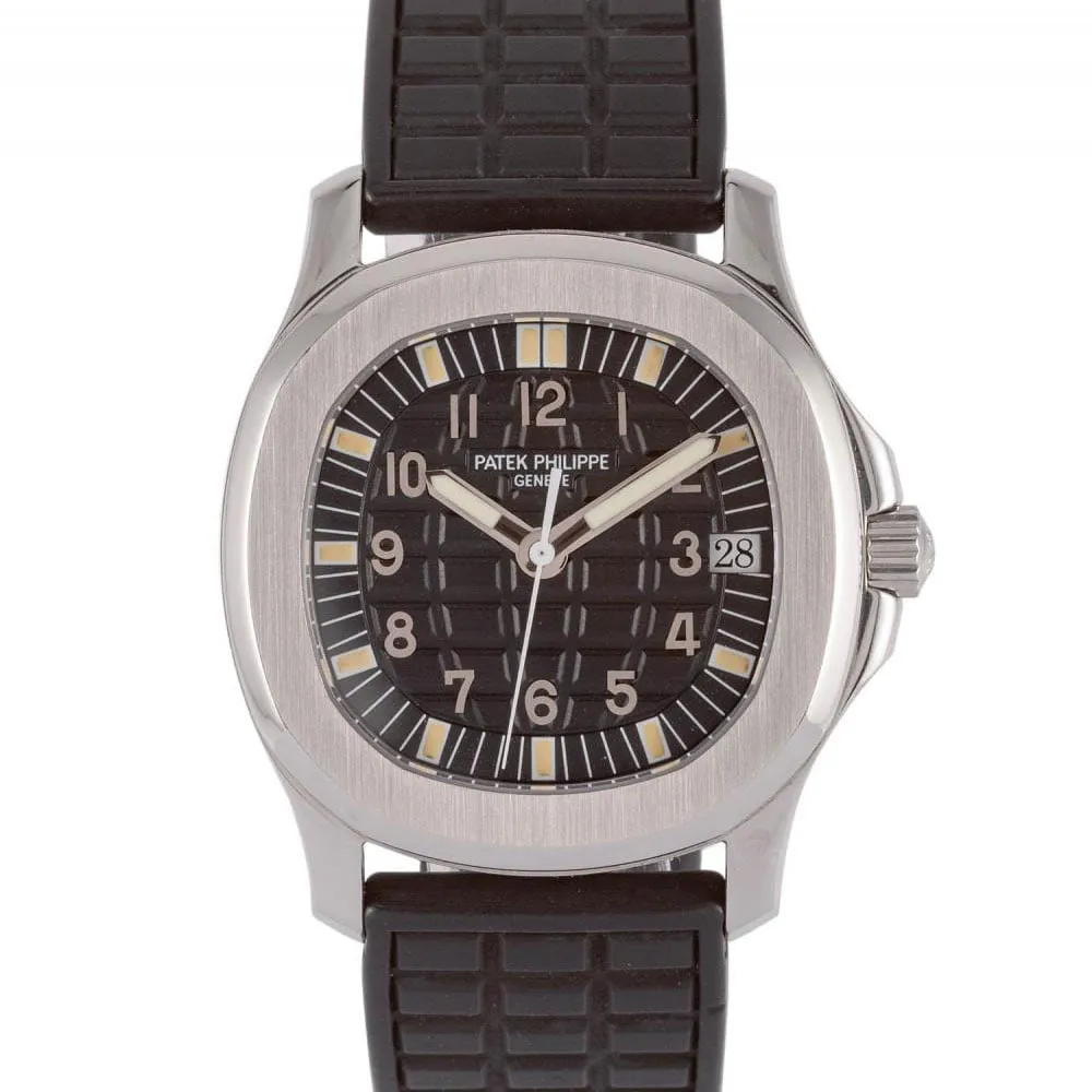 Patek Philippe Aquanaut 5060A 34mm Stainless steel Black