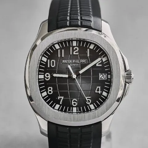 Patek Philippe Aquanaut 5167A-001 40mm Stainless steel Black