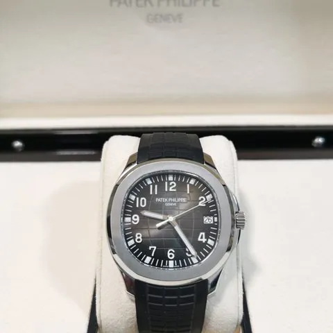 Patek Philippe Aquanaut 5167A-001 40mm Stainless steel Black