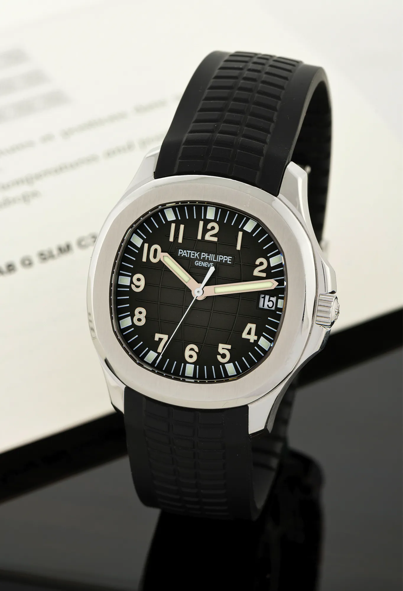 Patek Philippe Aquanaut 5167A 39mm Stainless steel Black