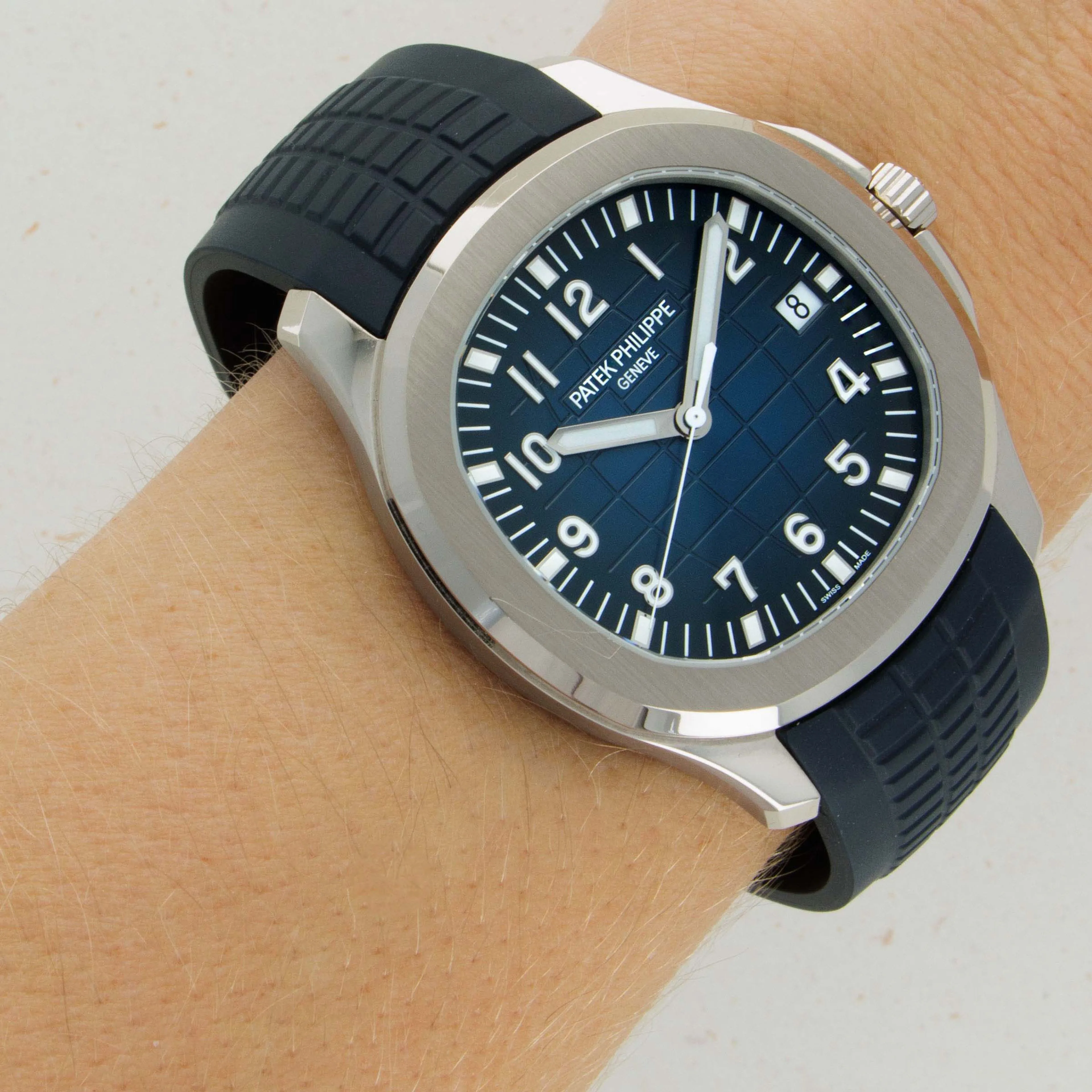 Patek Philippe Aquanaut 5168G 42mm White gold Blue 16