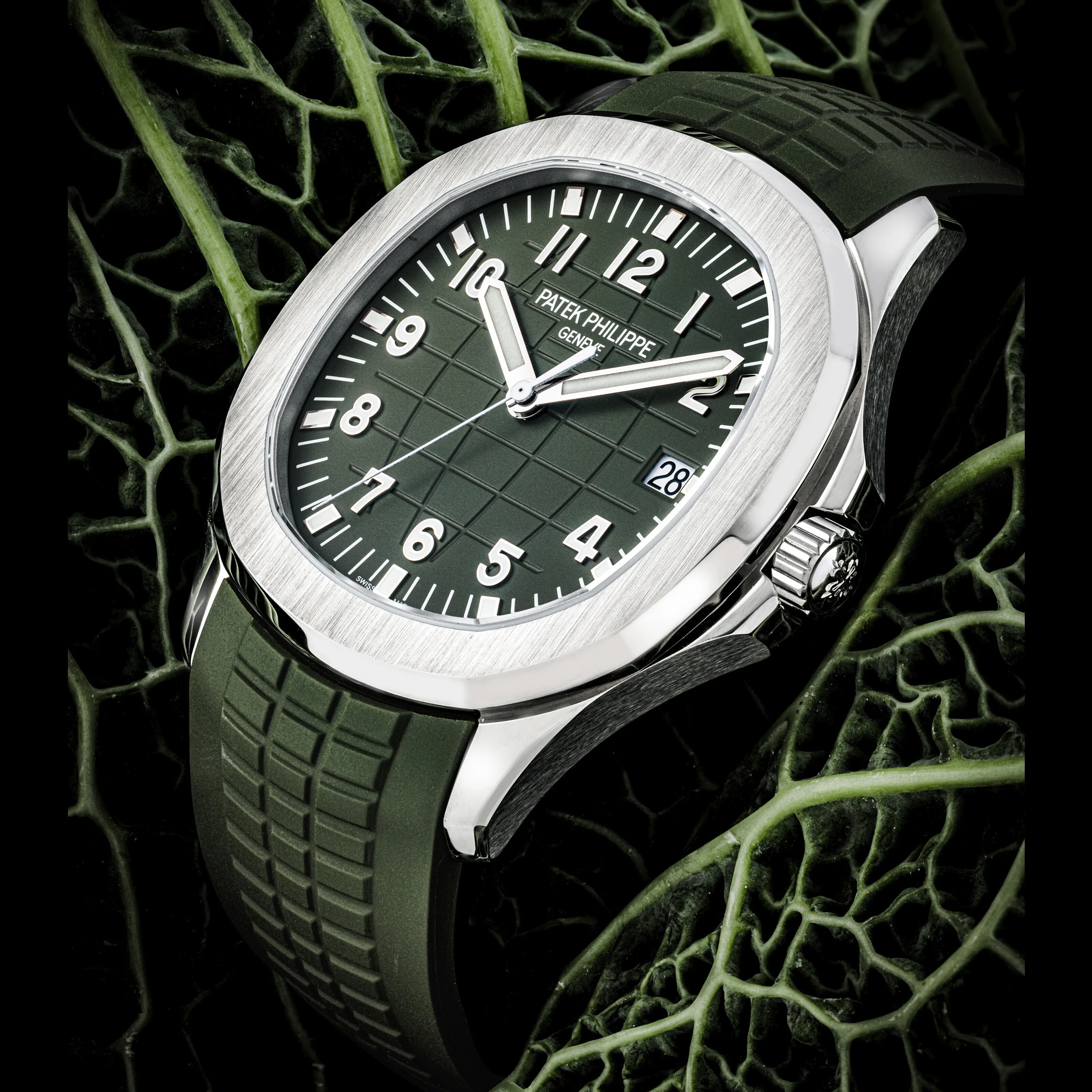 Patek Philippe Aquanaut 5168G 42mm White gold Green