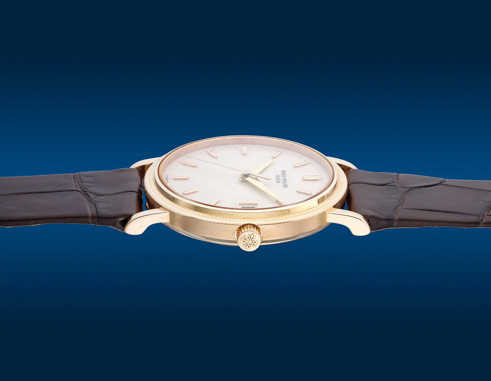 Patek Philippe Calatrava 3802/200 33mm Rose gold Cream 2