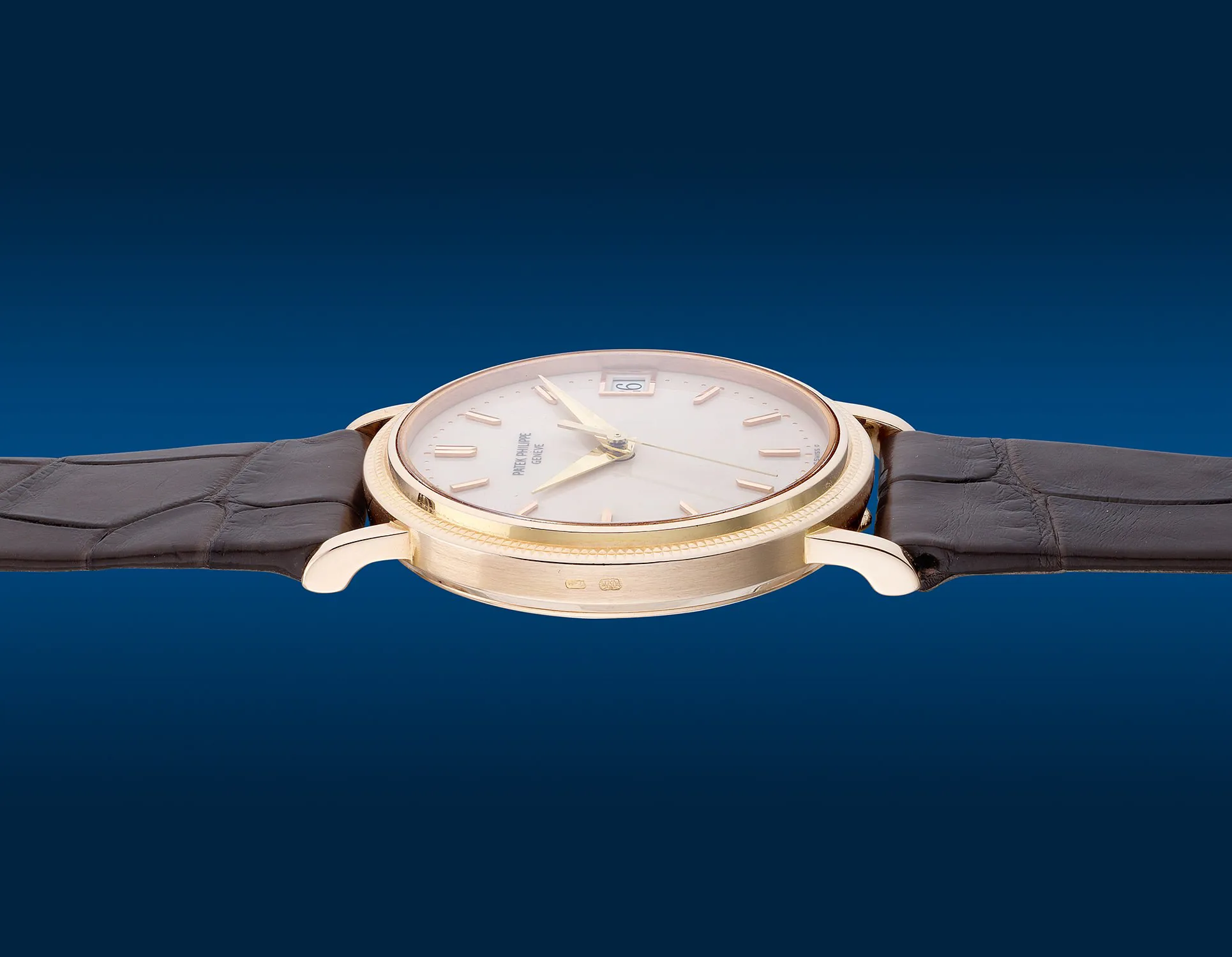 Patek Philippe Calatrava 3802/200 33mm Rose gold Cream 3