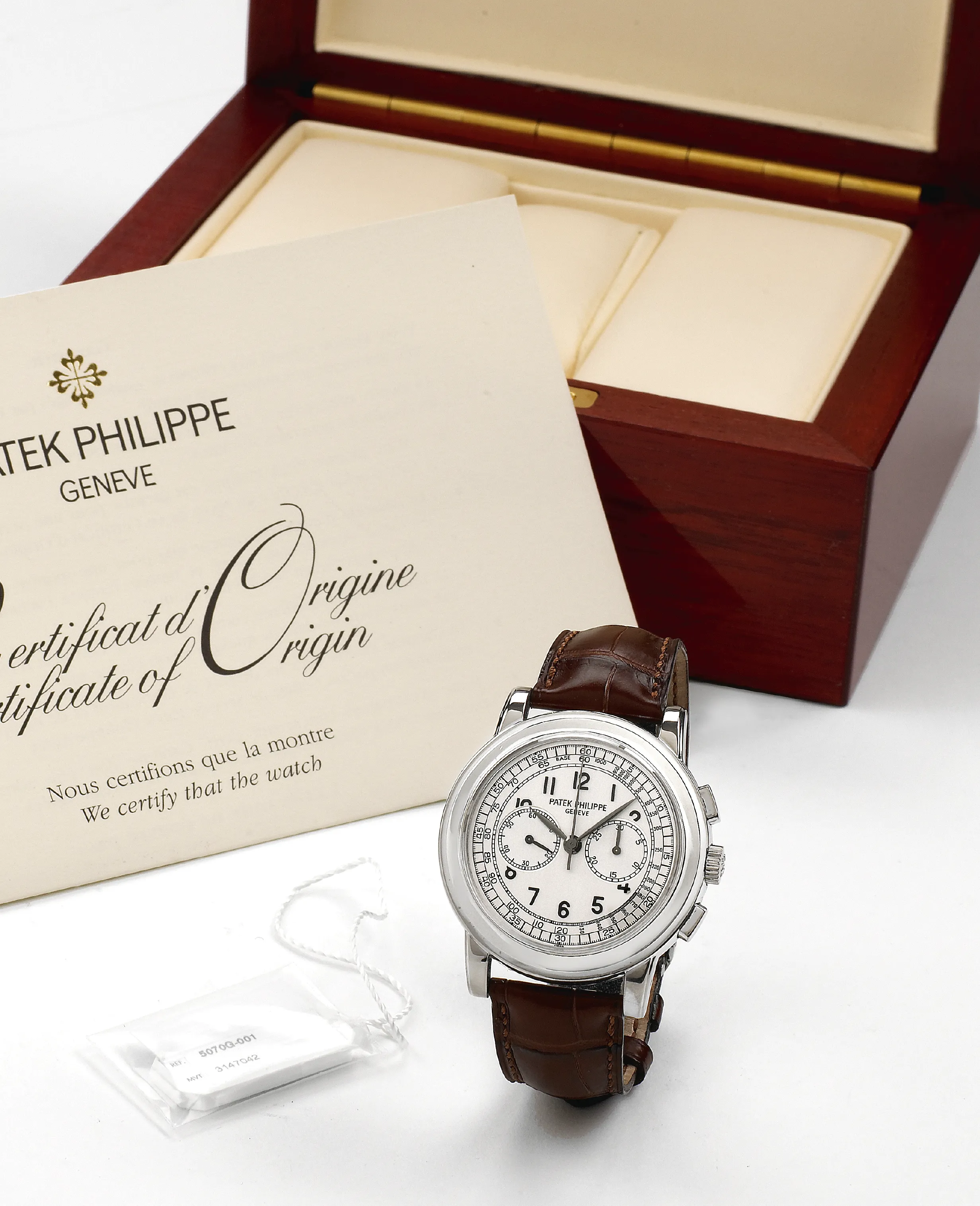 Patek Philippe Chronograph 5070 G 42mm White gold Silver