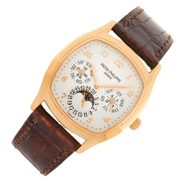 Patek Philippe Perpetual Calendar 5940R 45mm Yellow gold Cream