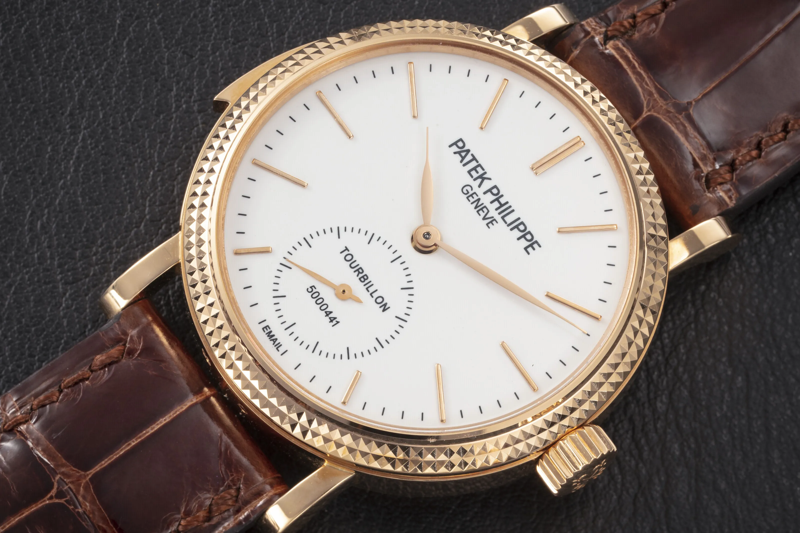 Patek Philippe Minute Repeater 5339R-010 36.5mm Rose gold White enamel