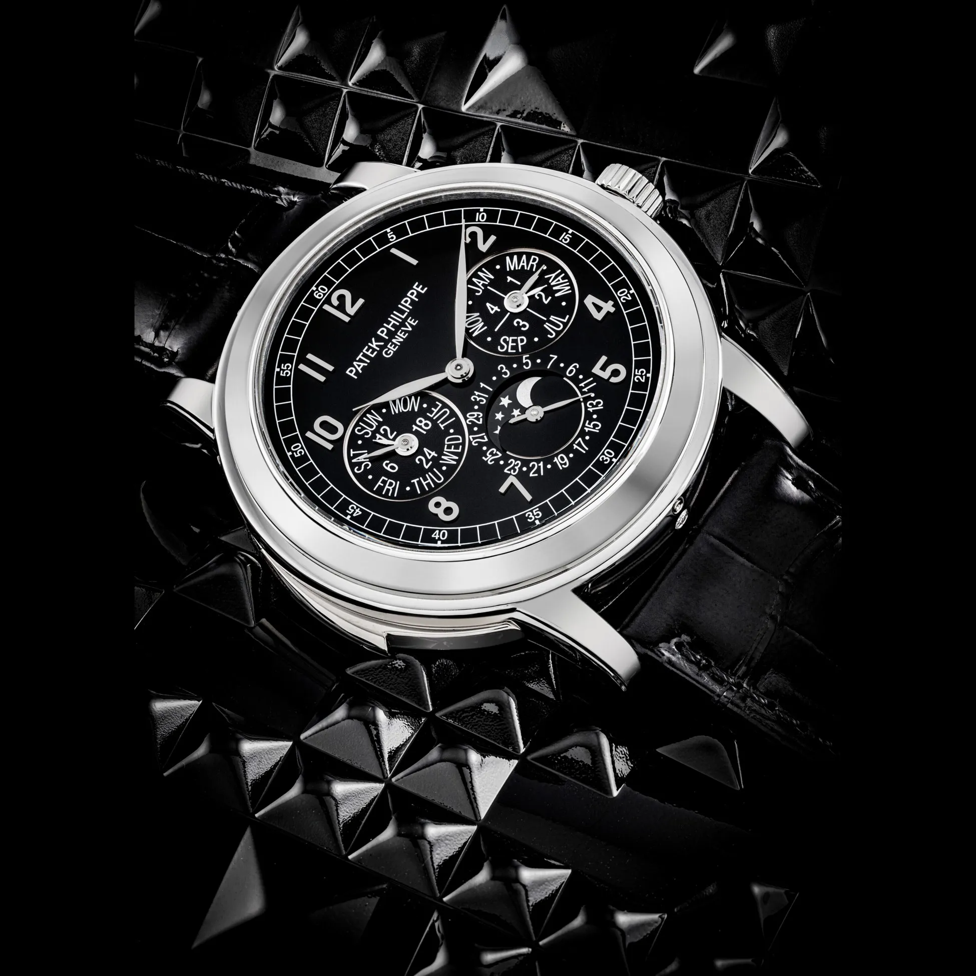 Patek Philippe Minute Repeater Perpetual Calendar 5074P 42mm Platinum Black